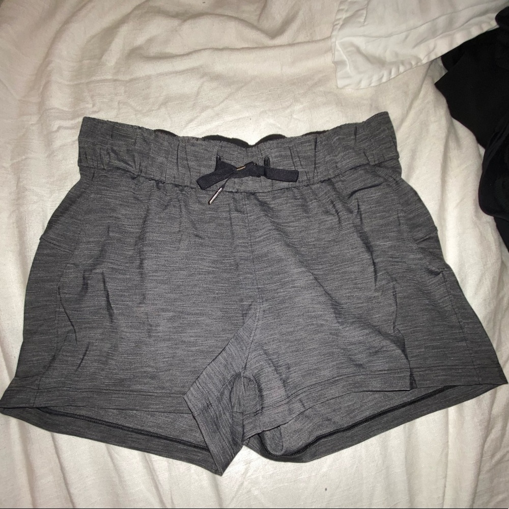 Like New - Lululemon Shorts - Size 6